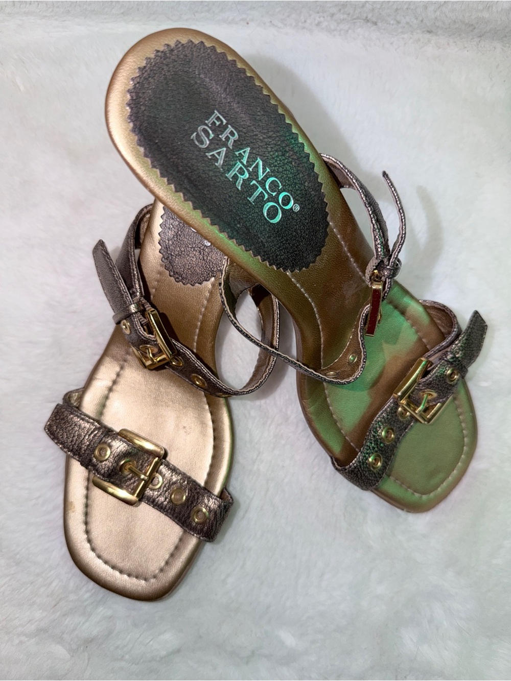 Leather Franco Sarto Metallic Brown Wood Kitten Heeled Sandals Gold Buckle 💝